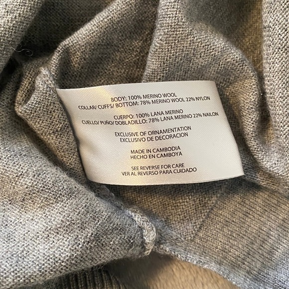 Banana Republic Sweater Womens Large Gray V-Neck 100% Merino Wool Relaxed Fit - Picture 8 of 11